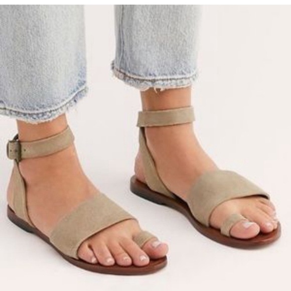 Free People Shoes - Free People Torrance Suede Ankle Strap Flat Sandals